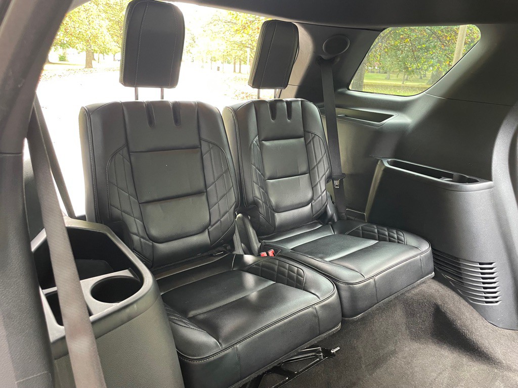 2016 Ford Explorer Image 30