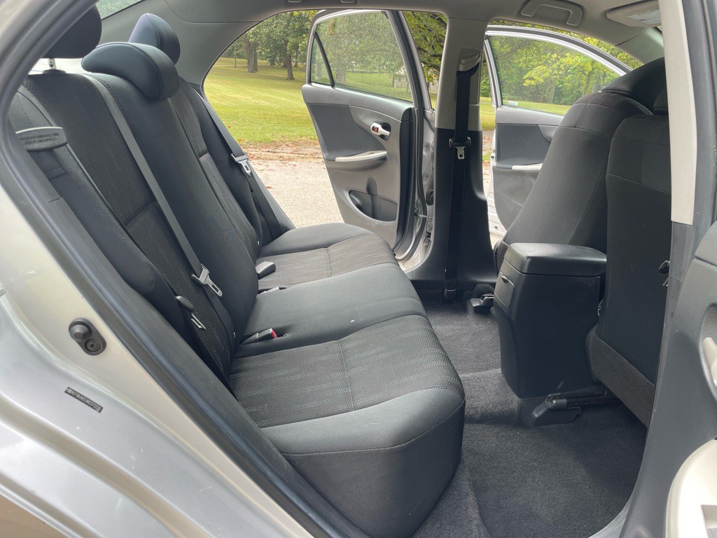 2011 Toyota Corolla Image 21