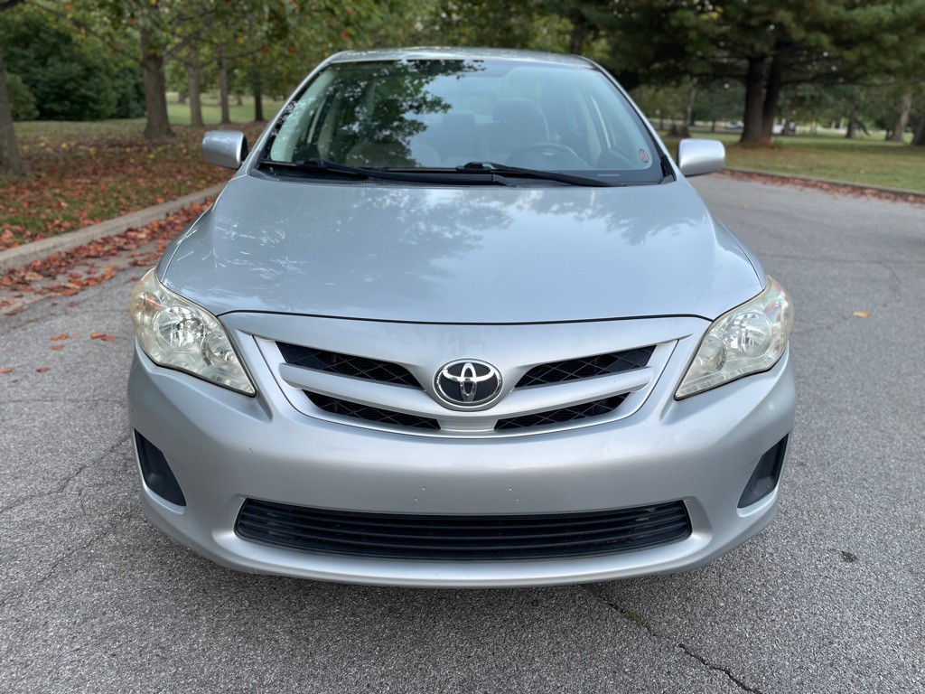 2012 Toyota Corolla Image 5