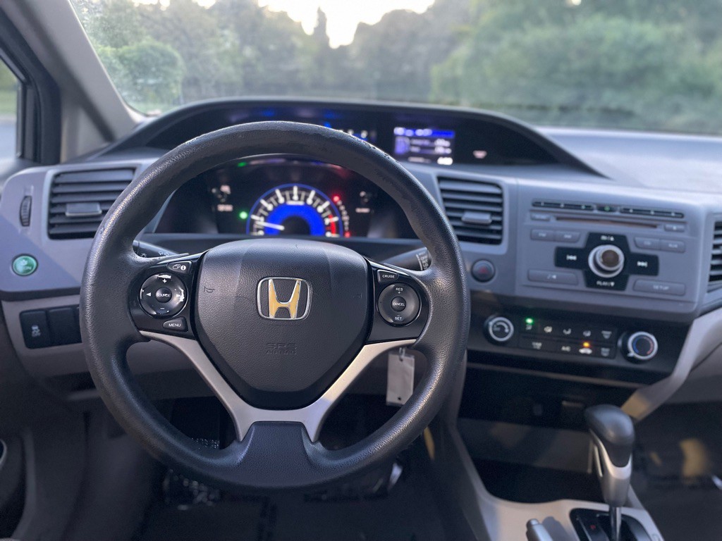 2012 Honda Civic Image 16