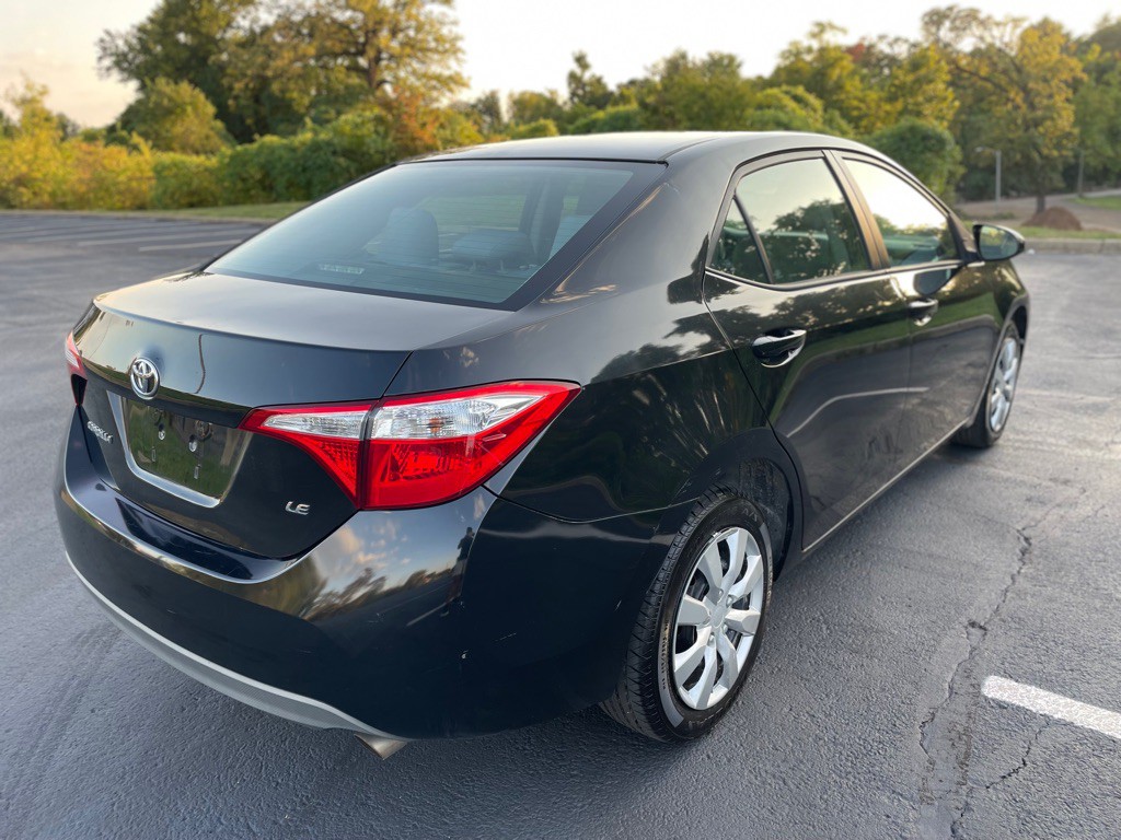 2016 Toyota Corolla Image 33