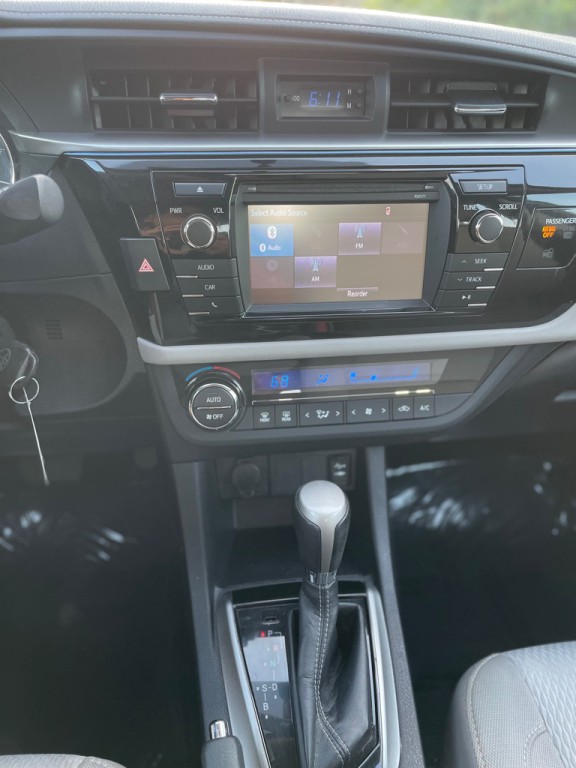 2016 Toyota Corolla Image 44