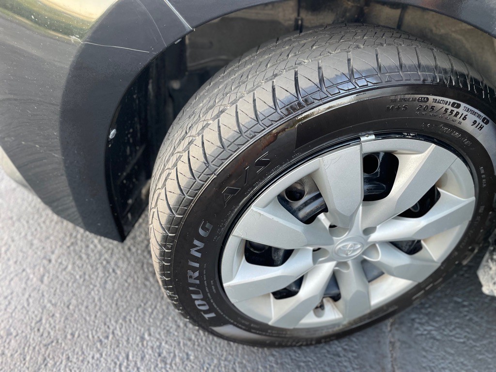 2016 Toyota Corolla Image 48