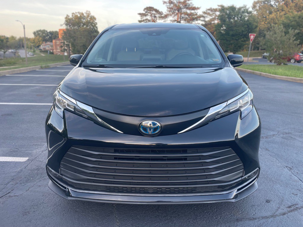 2022 Toyota Sienna Image 5