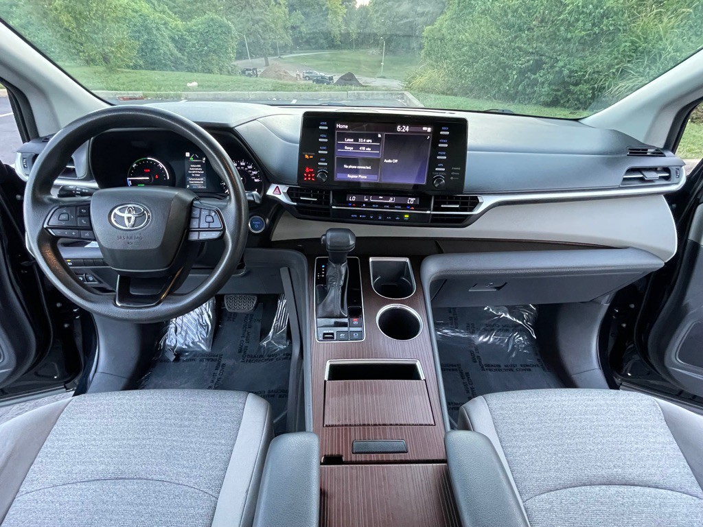 2022 Toyota Sienna Image 13