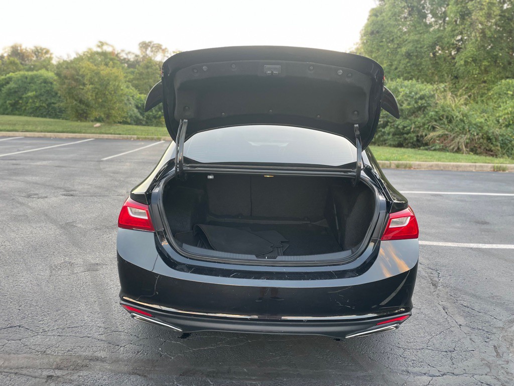 2019 Chevrolet Malibu Image 11
