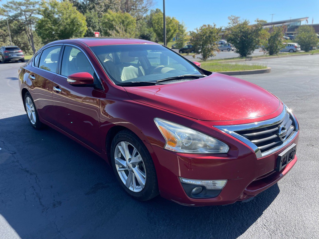 2015 Nissan Altima Image 4