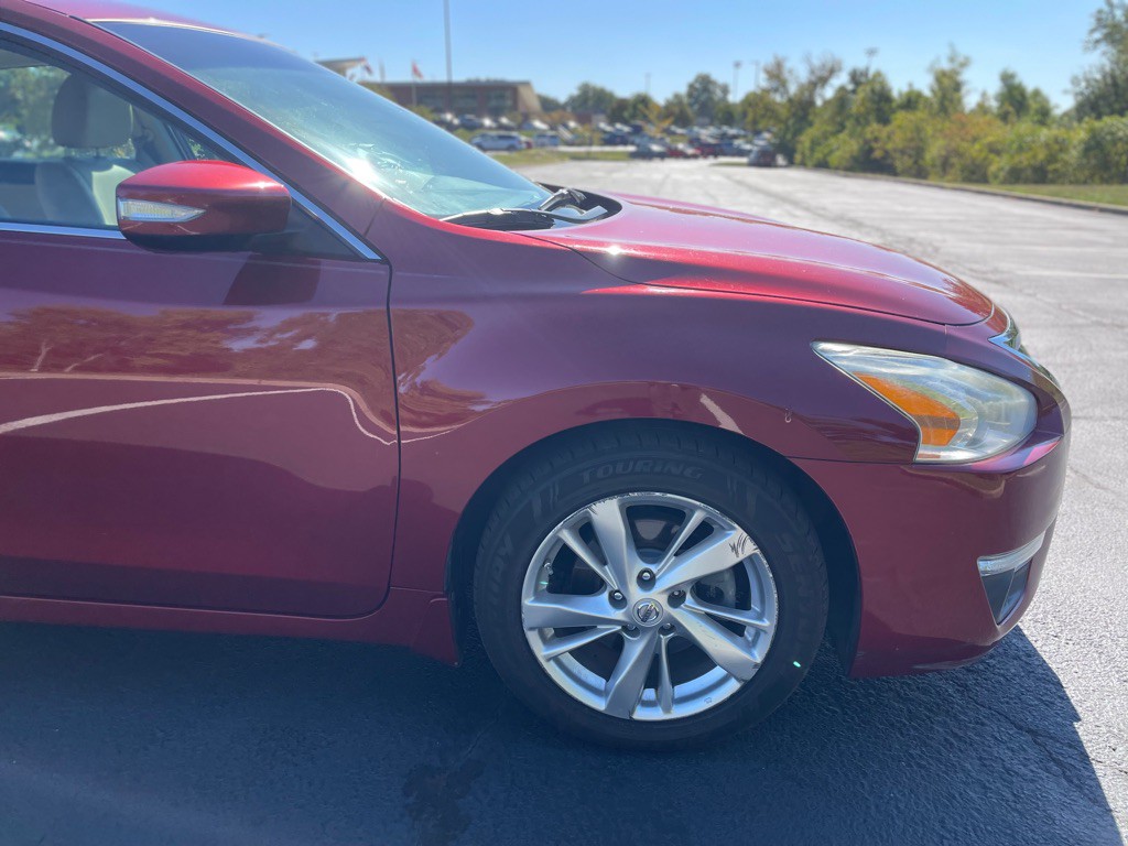 2015 Nissan Altima Image 25