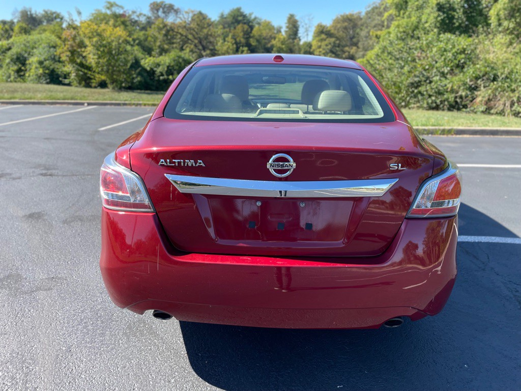 2015 Nissan Altima Image 27
