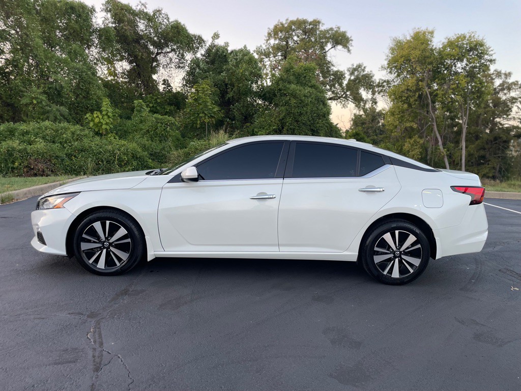 2022 Nissan Altima Image 3