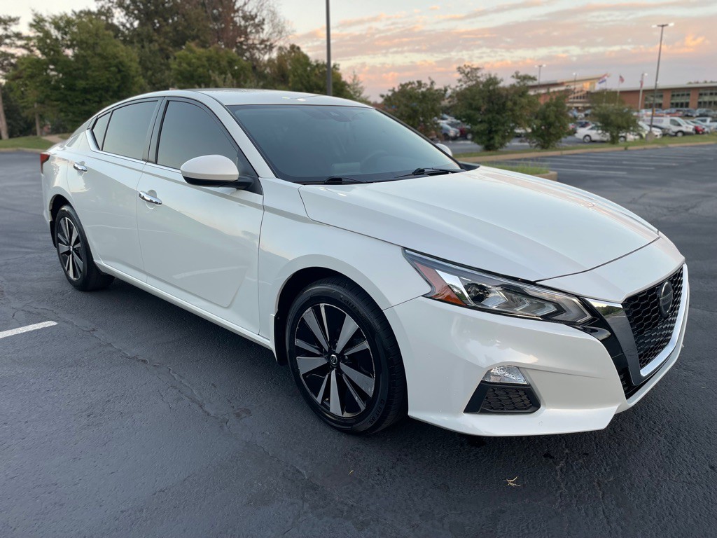 2022 Nissan Altima Image 4