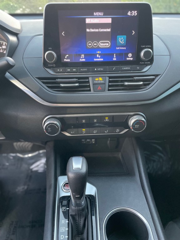 2022 Nissan Altima Image 20