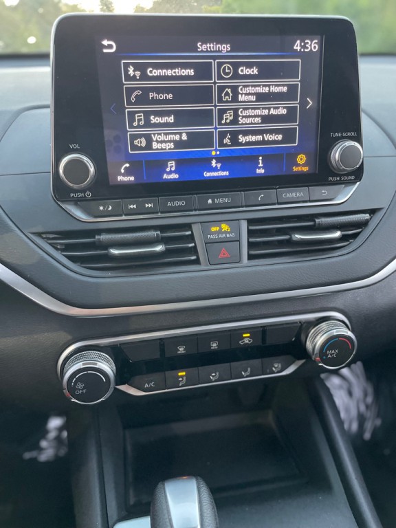 2022 Nissan Altima Image 21