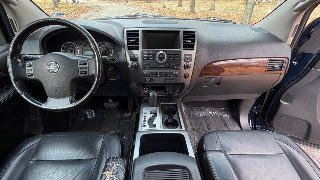 2010 Nissan Armada Image 13