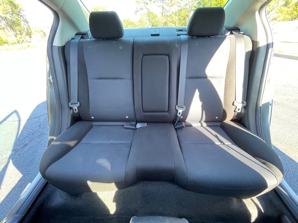 2010 Mazda Mazda3 Image 21