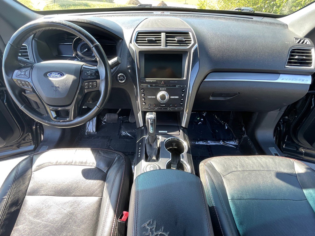 2016 Ford Explorer Image 11