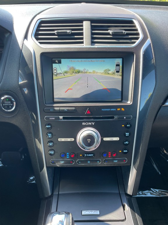 2016 Ford Explorer Image 19