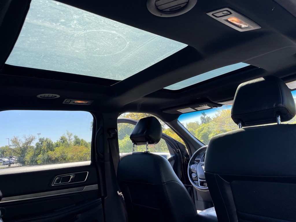 2016 Ford Explorer Image 22