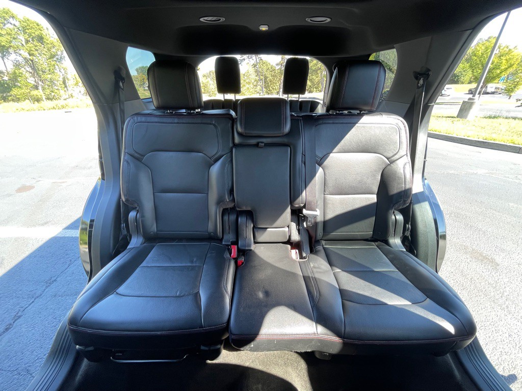 2016 Ford Explorer Image 25