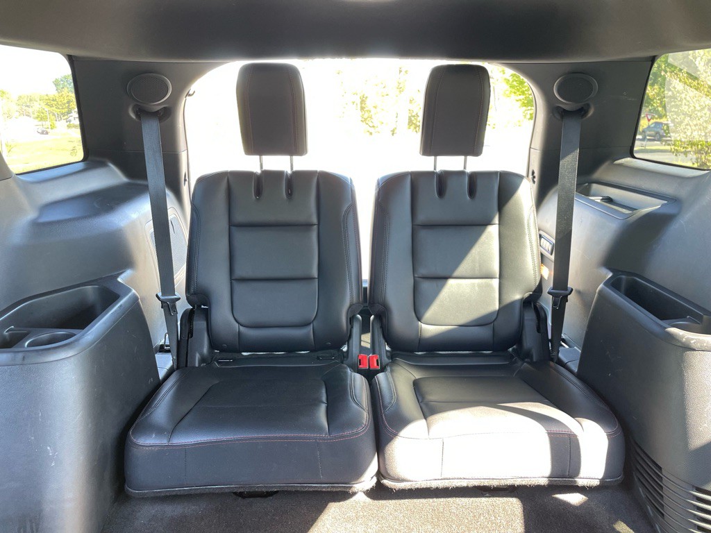 2016 Ford Explorer Image 28