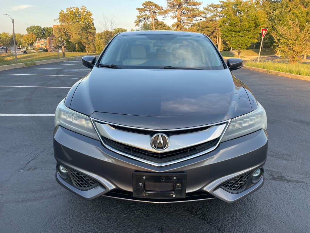 2017 Acura ILX Image 2