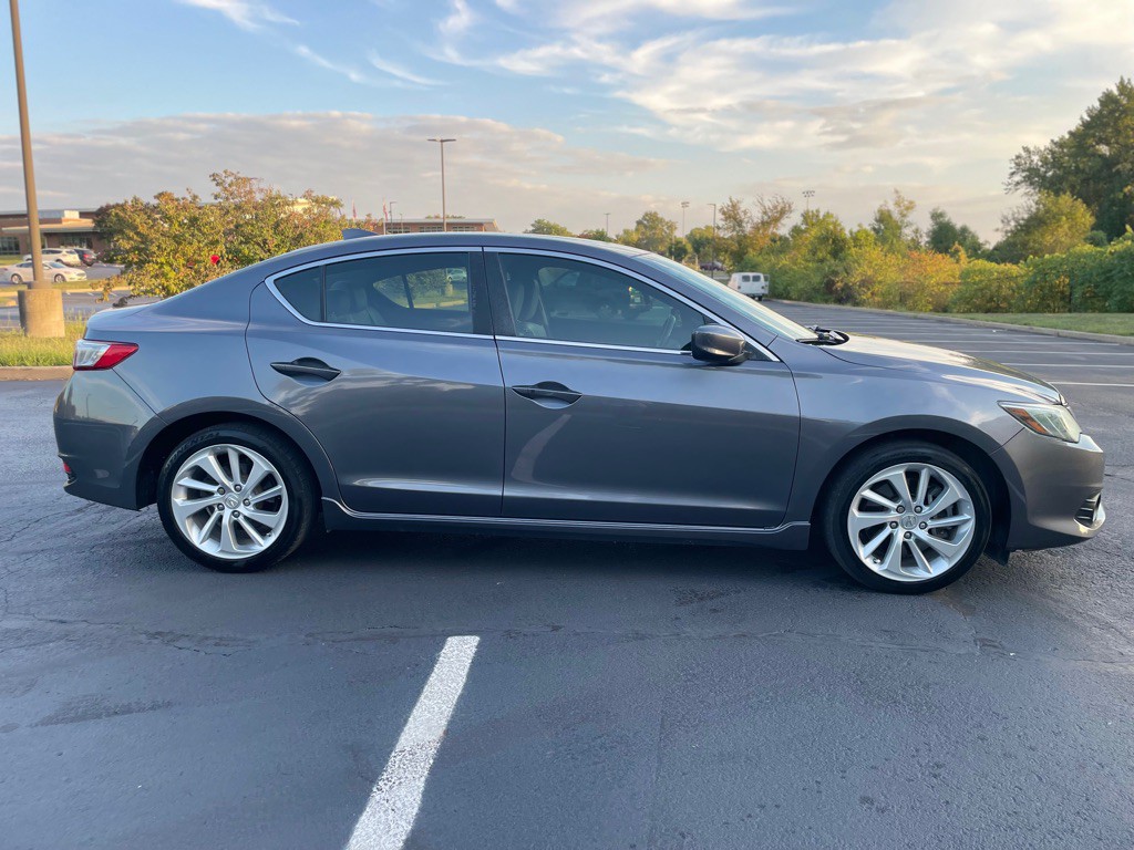 2017 Acura ILX Image 6