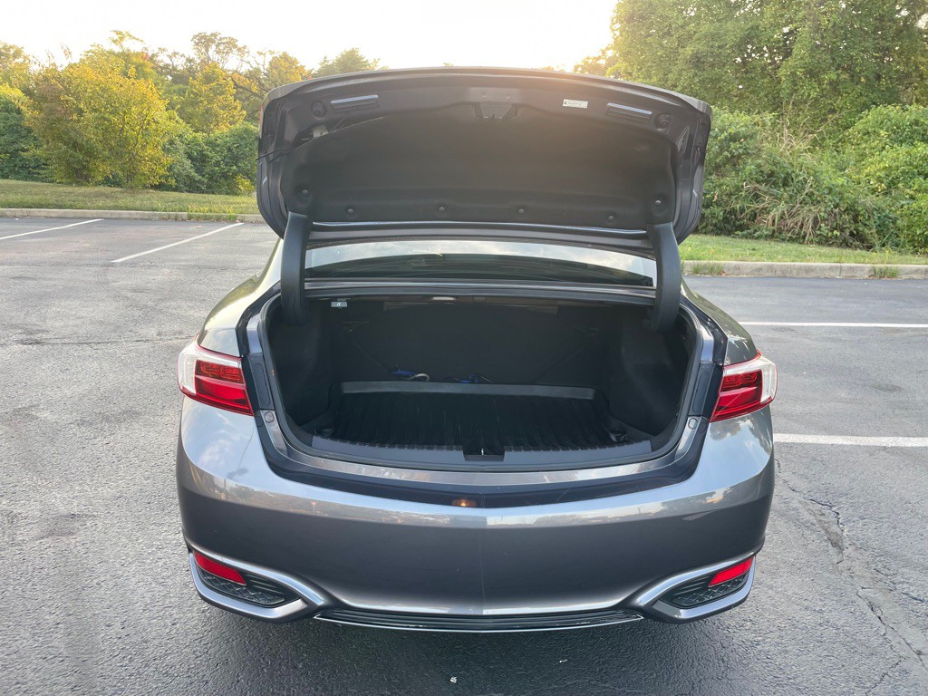 2017 Acura ILX Image 11