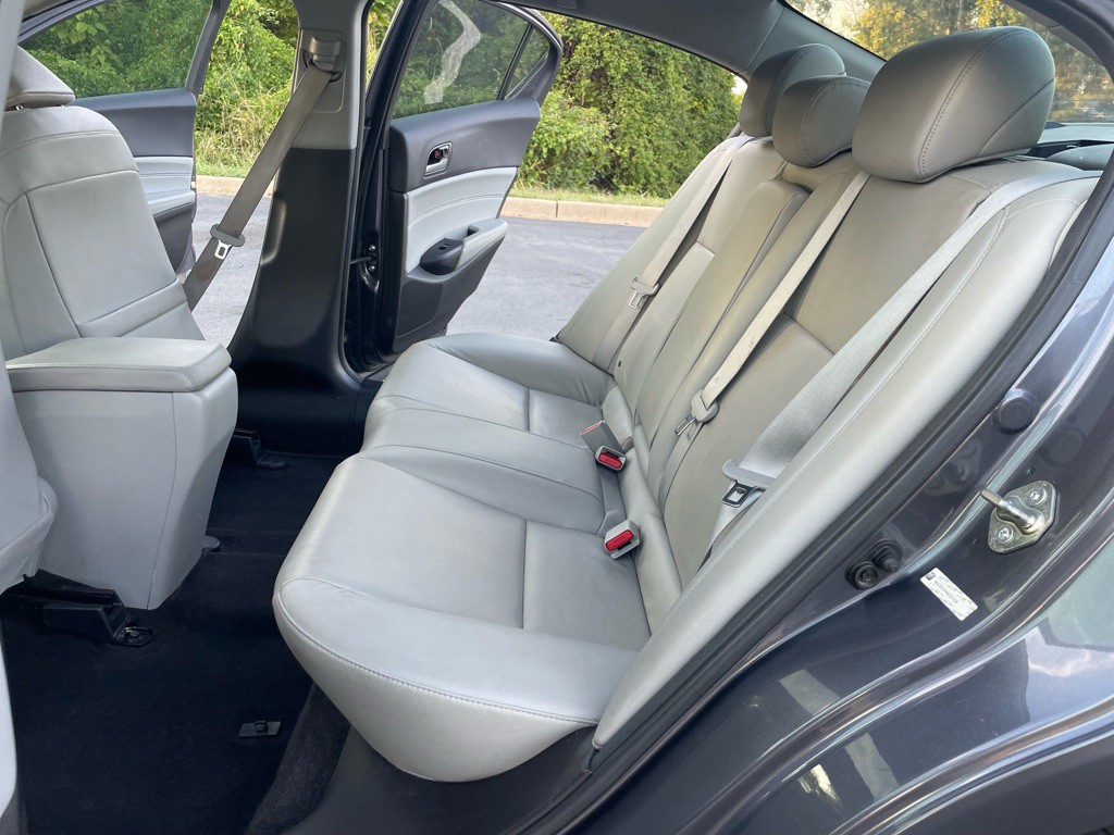 2017 Acura ILX Image 25