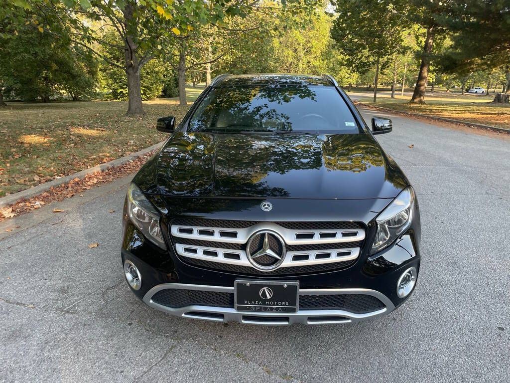 2019 Mercedes-Benz GLA-Class Image 2