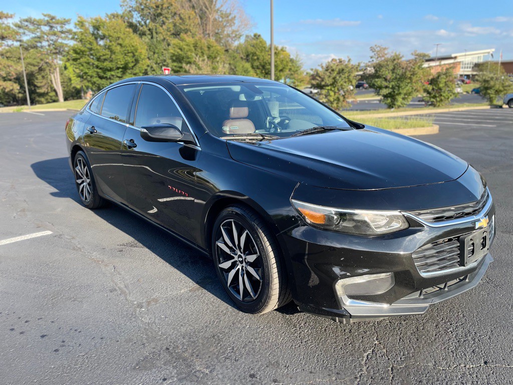 2017 Chevrolet Malibu Image 4