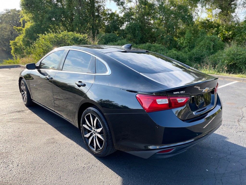 2017 Chevrolet Malibu Image 7
