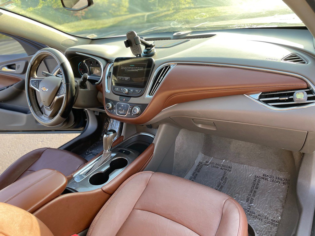 2017 Chevrolet Malibu Image 17