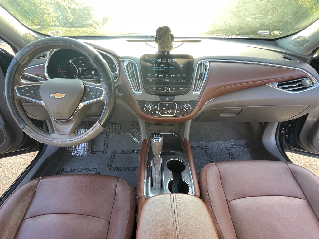 2017 Chevrolet Malibu Image 11