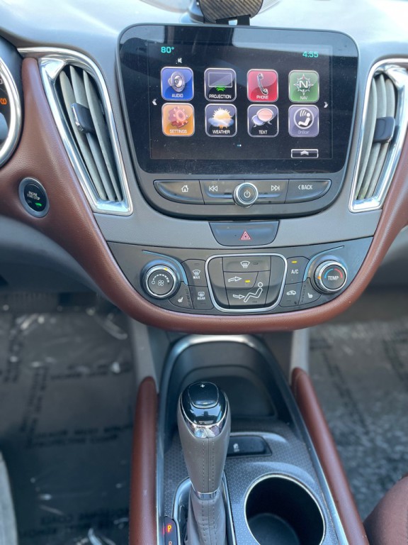 2017 Chevrolet Malibu Image 19