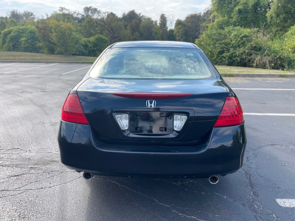 2007 Honda Accord Image 8