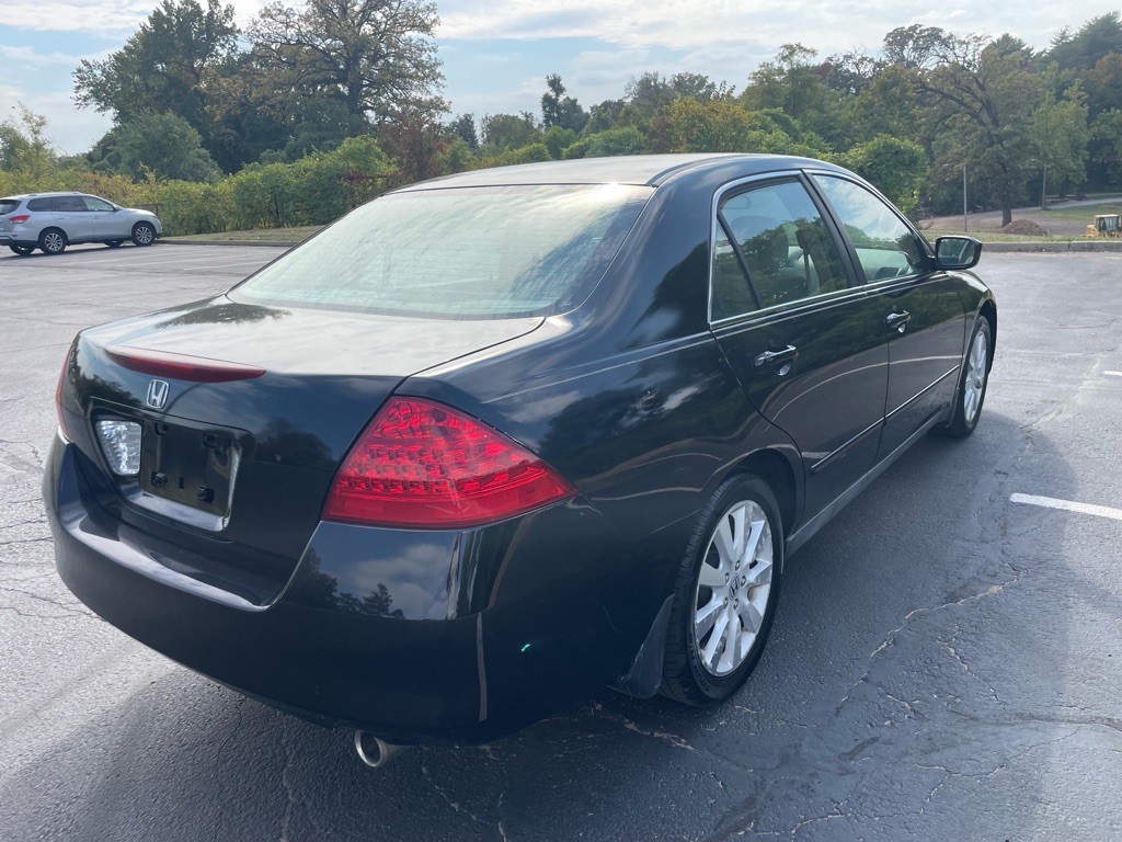 2007 Honda Accord Image 9