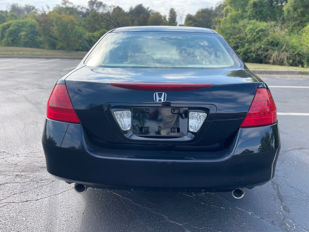 2007 Honda Accord Image 10