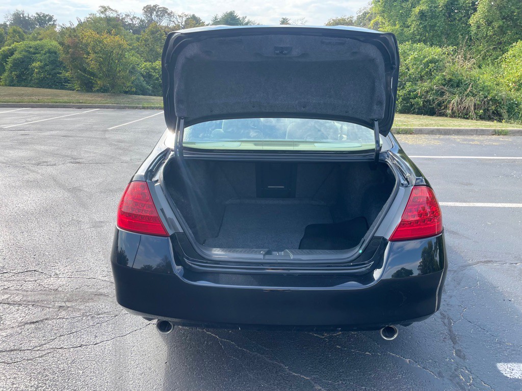 2007 Honda Accord Image 11