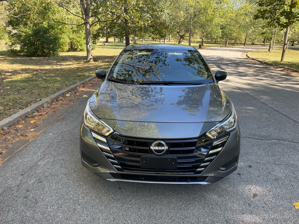 2024 Nissan Versa Image 2