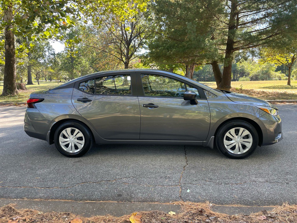 2024 Nissan Versa Image 6