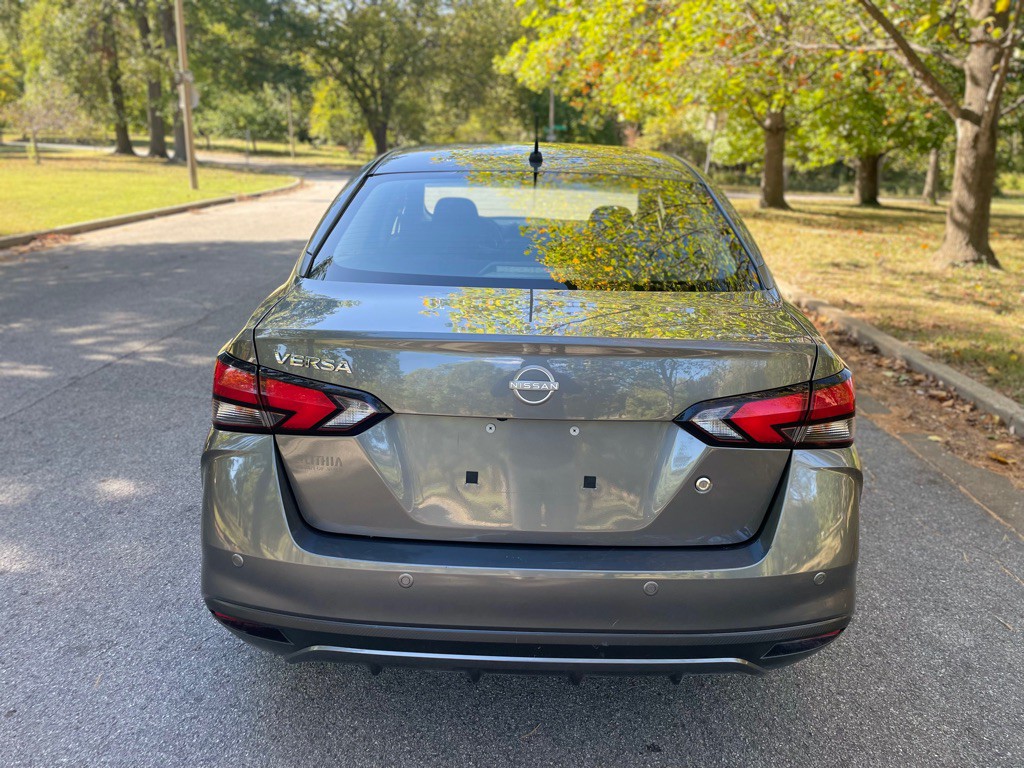 2024 Nissan Versa Image 8