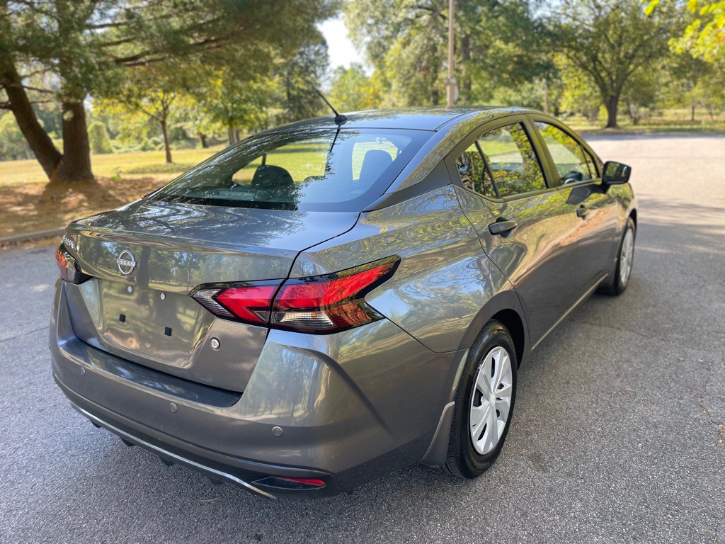 2024 Nissan Versa Image 9