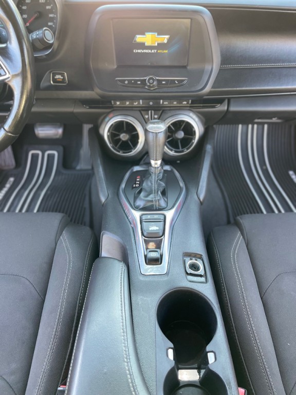 2018 Chevrolet Camaro Image 14