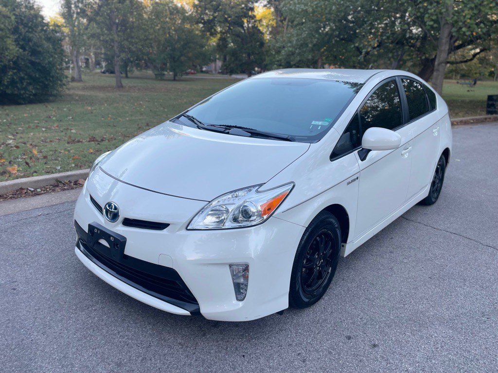 2014 Toyota Prius Image 4