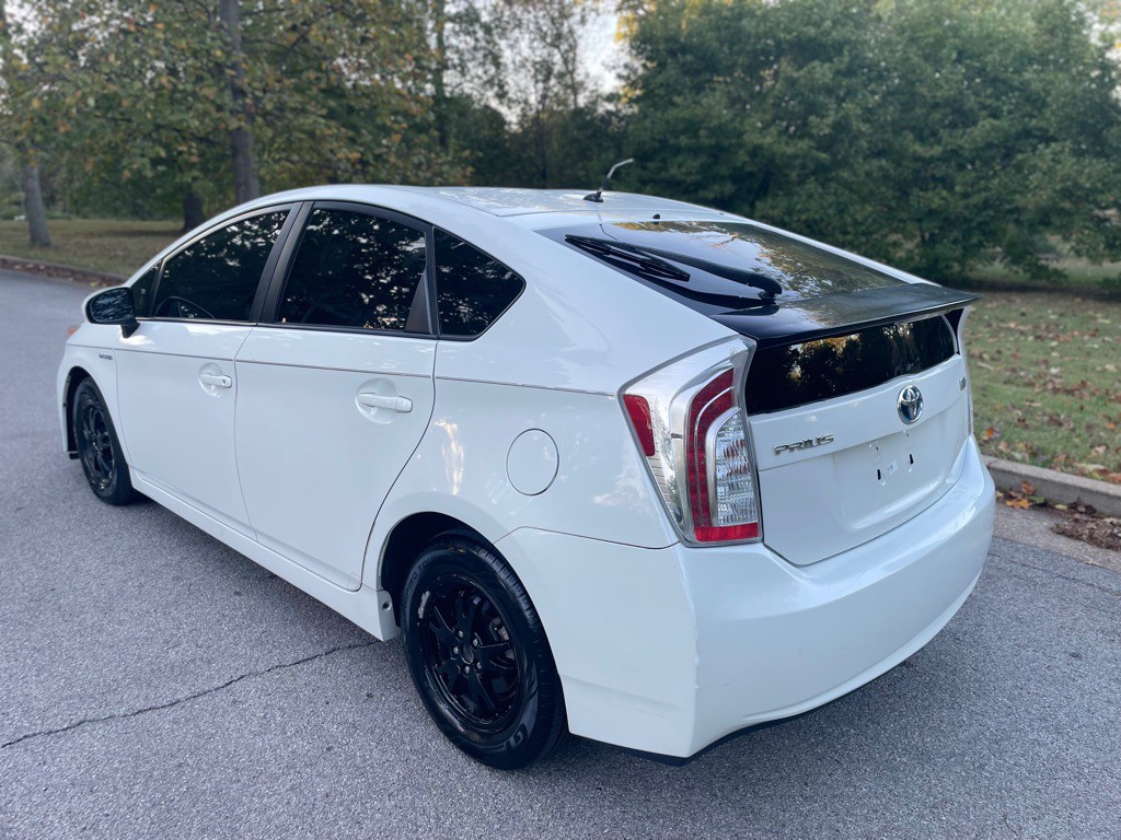 2014 Toyota Prius Image 7