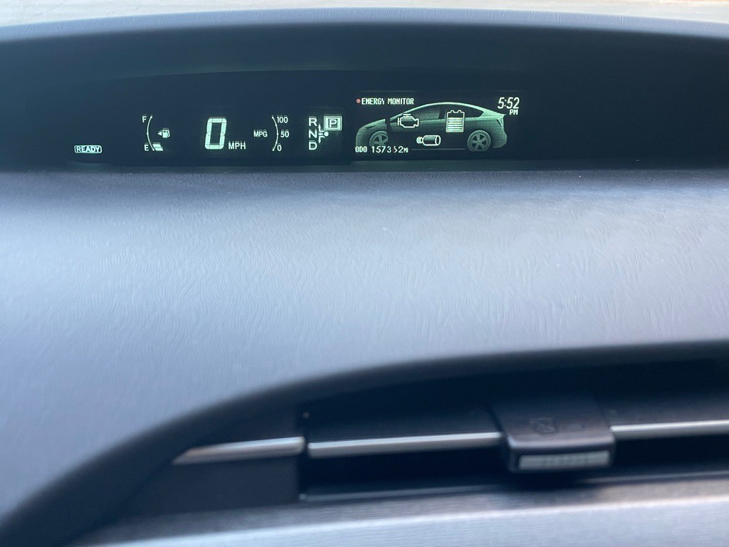2014 Toyota Prius Image 18