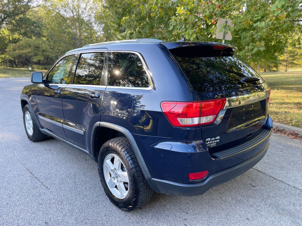 2012 Jeep Grand Cherokee Image 7