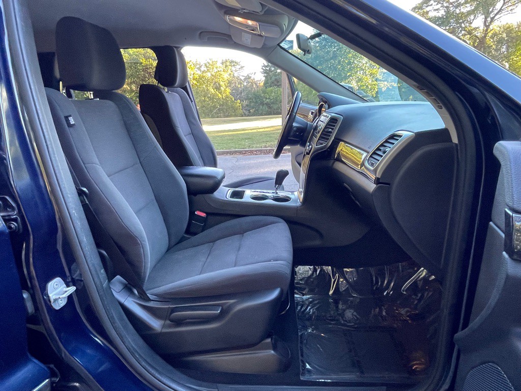 2012 Jeep Grand Cherokee Image 15
