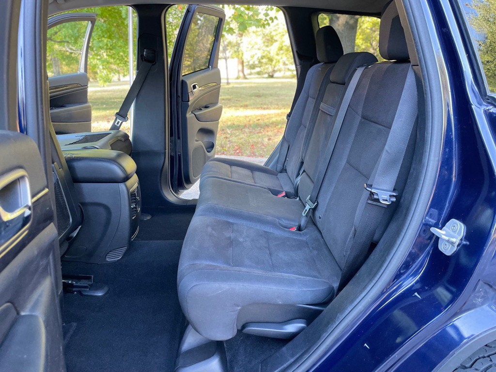 2012 Jeep Grand Cherokee Image 25