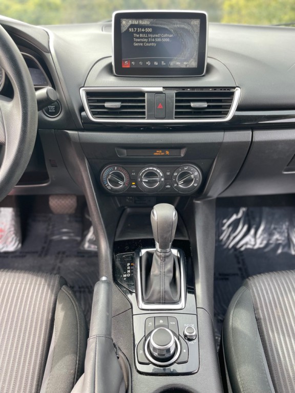 2016 Mazda Mazda3 Image 16